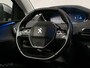 Peugeot 5008 1.2 PureTech Blue Lease Premium Sport (APPLE CARPLAY,NAVI, 360 VIEW,CAMERA,PDC,LED,TREKHAAK,SPORTSTOELEN,LM VELGEN)