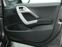 Peugeot 2008 1.2 PureTech Urban Cross 111PK - Climate control - Cruise control - 17 inch LM velgen - Trekhaak - 12 maanden garantie