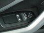 Peugeot 2008 1.2 PureTech Urban Cross 111PK - Climate control - Cruise control - 17 inch LM velgen - Trekhaak - 12 maanden garantie