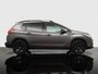 Peugeot 2008 1.2 PureTech Urban Cross 111PK - Climate control - Cruise control - 17 inch LM velgen - Trekhaak - 12 maanden garantie