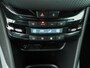 Peugeot 2008 1.2 PureTech Urban Cross 111PK - Climate control - Cruise control - 17 inch LM velgen - Trekhaak - 12 maanden garantie