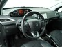 Peugeot 2008 1.2 PureTech Urban Cross 111PK - Climate control - Cruise control - 17 inch LM velgen - Trekhaak - 12 maanden garantie
