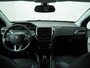 Peugeot 2008 1.2 PureTech Urban Cross 111PK - Climate control - Cruise control - 17 inch LM velgen - Trekhaak - 12 maanden garantie