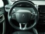 Peugeot 2008 1.2 PureTech Urban Cross 111PK - Climate control - Cruise control - 17 inch LM velgen - Trekhaak - 12 maanden garantie