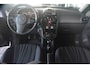 Opel Corsa 1.4-16V '111' Edition | Airco | Cruise-control | PDC | LMV | NL auto!! | Nederlandse auto 1e eigenaar laatste beurt bij 86737 km pdc airco lmv cv