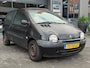 Renault Twingo 1.2 Emotion Airco APK KOOPJE