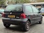Renault Twingo 1.2 Emotion Airco APK KOOPJE