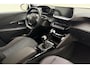 Peugeot 208 1.2 PureTech Allure Pack 100 PK | Handgeschakeld | Camera | Parkeersensor | Start/stop | Navigatie | Cruise Control | Mirror Screen |  BTW auto | 1e eigenaar