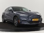Ford Mustang Mach-E Extended RWD 98 kWh | Leder | Stoelverwarming | Adaptive cruise | Camera | Carplay | Keyless | Stuurverwarming