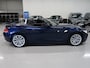 BMW Z4 Roadster sDrive20i Executive Sportstoelen Leer Airco Cruise Control 18 inch Sportvelgen M-Sportstuur Boekjes Stoelverwarming Bluetooth Diepzeeblauw metallic PDC Nette staat