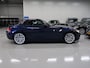 BMW Z4 Roadster sDrive20i Executive Sportstoelen Leer Airco Cruise Control 18 inch Sportvelgen M-Sportstuur Boekjes Stoelverwarming Bluetooth Diepzeeblauw metallic PDC Nette staat