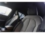 Volvo XC40 2.0 B4 Plus Dark | Trekhaak | Harman/kardon audio | Pilot assist | All season banden