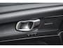 Volvo EX40 Single Motor Extended Range Ultra | Trekhaak | Lederen bekleding | Pixel LED | All seasonbanden | 360 camera | Pilot Assist