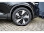 Volvo EX40 Single Motor Extended Range Ultra | Trekhaak | Lederen bekleding | Pixel LED | All seasonbanden | 360 camera | Pilot Assist