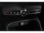 Volvo XC40 1.5 T3 163 pk Automaat Momentum | Navigatie | Apple Carplay / Android Auto | Parkeersensor achter | Adaptive Cruise Control | Virtual Cockpit | Stoelverwarming | LED kop- en mistlampen | Sensus Connect met High Performance Sound | Inductielader | Lane Assist
