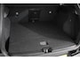 Volvo XC40 1.5 T3 163 pk Automaat Momentum | Navigatie | Apple Carplay / Android Auto | Parkeersensor achter | Adaptive Cruise Control | Virtual Cockpit | Stoelverwarming | LED kop- en mistlampen | Sensus Connect met High Performance Sound | Inductielader | Lane Assist