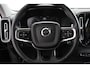 Volvo XC40 1.5 T3 163 pk Automaat Momentum | Navigatie | Apple Carplay / Android Auto | Parkeersensor achter | Adaptive Cruise Control | Virtual Cockpit | Stoelverwarming | LED kop- en mistlampen | Sensus Connect met High Performance Sound | Inductielader | Lane Assist