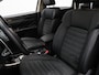Mitsubishi Outlander 225pk PHEV Intense+ Automaat 360° Camera | Cruise | Stoel-/stuurverw. | Trekhaak | Panoramadak