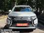 Mitsubishi Outlander 2.0 ClearTec Automaat Navi Camera Xenon CarPlay Climate Cruise Ctr Stoelverwarming Full Options