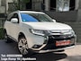 Mitsubishi Outlander 2.0 ClearTec Automaat Navi Camera Xenon CarPlay Climate Cruise Ctr Stoelverwarming Full Options