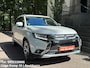 Mitsubishi Outlander 2.0 ClearTec Automaat Navi Camera Xenon CarPlay Climate Cruise Ctr Stoelverwarming Full Options