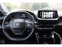 Peugeot e-208 EV 50kWh *Allure* | 3 Fase | Carplay | Camera | Stoel verwarming | PDC | Privacy | Navigatie | Cruise & Climate Control | Bluetooth |