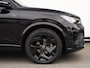 Volkswagen Tiguan 1.5 eTSI R-Line Edition 150PK DSG | Black style | Panoramadak | Stoelverwarming | Navigatie | Spiegelpakket | Led plus