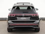 Volkswagen Tiguan 1.5 eTSI R-Line Edition 150PK DSG | Black style | Panoramadak | Stoelverwarming | Navigatie | Spiegelpakket | Led plus