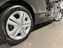 Peugeot 208 1.2 PureTech Signature | Parkeersensoren | Navigatie