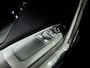 Peugeot 208 1.2 PureTech Signature | Parkeersensoren | Navigatie