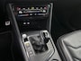 Volkswagen Tiguan 1.5 TSI R-Line Business+ 150pk DSG, Lederen bekleding, Panoramadak, Black style, Trekhaak, Stoelverwarming, Stuurverwarming, Elektrische achterklep, Adaptieve cruise control, Dynamic chassis control, Navigatie, App connect