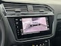 Volkswagen Tiguan 1.5 TSI R-Line Business+ 150pk DSG, Lederen bekleding, Panoramadak, Black style, Trekhaak, Stoelverwarming, Stuurverwarming, Elektrische achterklep, Adaptieve cruise control, Dynamic chassis control, Navigatie, App connect