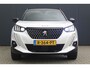 Peugeot 2008 1.2 GT Pack Automaat | incl. 12 maanden garantie | Trekhaak | LED | 18" velgen | DAB+ | Focal Audio System | Keyless entry + start | Grootlicht assist | Sfeerverlichting | Stoelverwarming | Adaptive cruise control | Schakelflippers | Lane assist | Panoramadak | Zwarte hemel | Navigatie |
