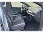 Volkswagen ID.4 Pro 77 kWh Nederlandse Auto / Eerste Eigenaar / 19 inch zomerset en 20 inch winterset / Standkachel / Stoel en stuurverwarming / Parkeercamera / Parkeersensoren / Apple Car Play / Navigatie