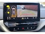Volkswagen ID.4 Pro 77 kWh Nederlandse Auto / Eerste Eigenaar / 19 inch zomerset en 20 inch winterset / Standkachel / Stoel en stuurverwarming / Parkeercamera / Parkeersensoren / Apple Car Play / Navigatie