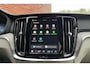 Volvo V60 T6 Plug-in hybrid AWD Essential | Trekhaak | Verwarmbare voorstoelen, achterbank en stuurwiel | Achteruitrijcamera | Driver Assist Pack | Extra Getint Glas Achter | Park assist | Leren bekleding | 19 inch lichtmetalen velgen