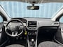 Peugeot 2008 1.2 PureTech Blue Lion Airco | NAVI | Apple carplay | Cruise Control | Dakrails | DAB | Parkeersensoren achter