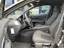 Toyota C-HR 1.8 Hybrid Business Plus / Automaat / Adaptieve Cruise-Control / Climate-Control / Apple-Carplay & Android-Auto / Keyless / LED / Dodehoek-Detectie / DAB Radio-Bluetooth / Getint-Glas / Armsteun V+A / PDC V+A met Camera / 18'' LMV / ENZ.