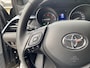 Toyota C-HR 1.8 Hybrid Business Plus / Automaat / Adaptieve Cruise-Control / Climate-Control / Apple-Carplay & Android-Auto / Keyless / LED / Dodehoek-Detectie / DAB Radio-Bluetooth / Getint-Glas / Armsteun V+A / PDC V+A met Camera / 18'' LMV / ENZ.