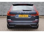 Volvo XC60 2.0 T6 Plug-in hybrid AWD Ultra Dark | Adaptive Cruise Control | Intellisafe Surround | 360 Camera | Elektr. verstelbare voorstoelen + geheugen | Stoelverwarming voor + achter | Verwarmd stuurwiel | Trekhaak | Lederen dashboard | Head-up display | Parkeersensoren voor + achter | Harman Kardon Audio | Elektr. bedienbaar schuif-\-kanteldak | Google services | Adaptieve LED koplampen |