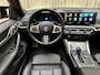 BMW i4 M50 84 kWh *M-Sport* Schuif/Kantel dak / Carbon / LASER LED / HUD / Harman Kardon / 360 Camera / Elek. Trekhaak / Org.NL!