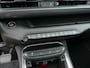 Jeep Avenger 1.2 e-Hybrid Summit | €2.650,- VOORDEEL!| Uit voorraad leverbaar! | Panoramadak | Adaptive Cruise Control | JBL Audio | Stoelverwarming | Trekhaak | Climate Control | Navigatie | Elektrische achterklep