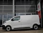 Peugeot Expert 1.5 BlueHDi 120 S&S L2 | 3 zits | Navigatiesysteem | Airco | Achteruitrijcamera | Mistlampen | 120PK | Cruise control | Regensensor | Elektrische ramen | Elektrisch verstelbare buitenspiegels