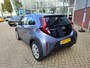 Toyota Aygo X PLAY AIRCO AD-CRUISE CAMERA APPLE/ANDROID EL-RAMEN/SPIEGELS NL-AUTO