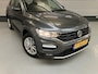 Volkswagen T-Roc 1.0 TSI STYLE/PDC/CAM/TREKH/STOEL STUUR VERW/CLIMA/ENZ
