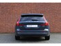 Volvo V60 T6 Plug-in hybrid AWD Core | Verwarmbare voorstoelen | Verwarmbaar stuurwiel | Verwarmbare achterbank | Blindspot | 19 inch Lichtmetalen velgen