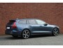 Volvo V60 T6 Plug-in hybrid AWD Core | Verwarmbare voorstoelen | Verwarmbaar stuurwiel | Verwarmbare achterbank | Blindspot | 19 inch Lichtmetalen velgen