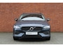 Volvo V60 T6 Plug-in hybrid AWD Essential | Verwarmbare voorstoelen | Verwarmbaar stuurwiel | Verwarmbare achterbank | Blindspot | 19 inch Lichtmetalen velgen