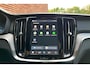 Volvo V60 T6 Plug-in hybrid AWD Essential | Verwarmbare voorstoelen | Verwarmbaar stuurwiel | Verwarmbare achterbank | Blindspot | 19 inch Lichtmetalen velgen