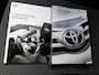 Toyota Yaris 1.5 Hybrid Dynamic Limited | Navigatie | Camera | LM Velgen |